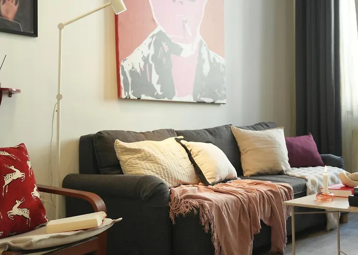 Pop Art 2br Bold & Bright Escape Inside Gozsdu *